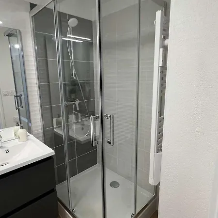 T2 Climat, Parking Prive, Wifi, 4 Pers, 50m Plage - Fr-1-701-66 Valras-Plage